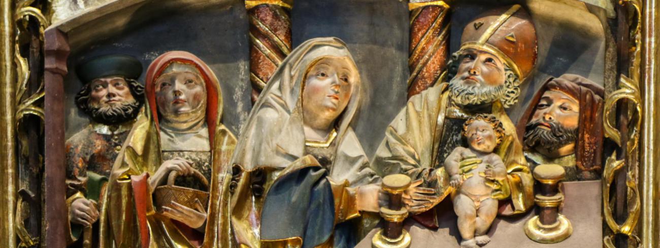 Detail From a Medieval Altarpiece in the Victoria & Albert Museum (London) © Fr Lawrence Lew OP, Flickr