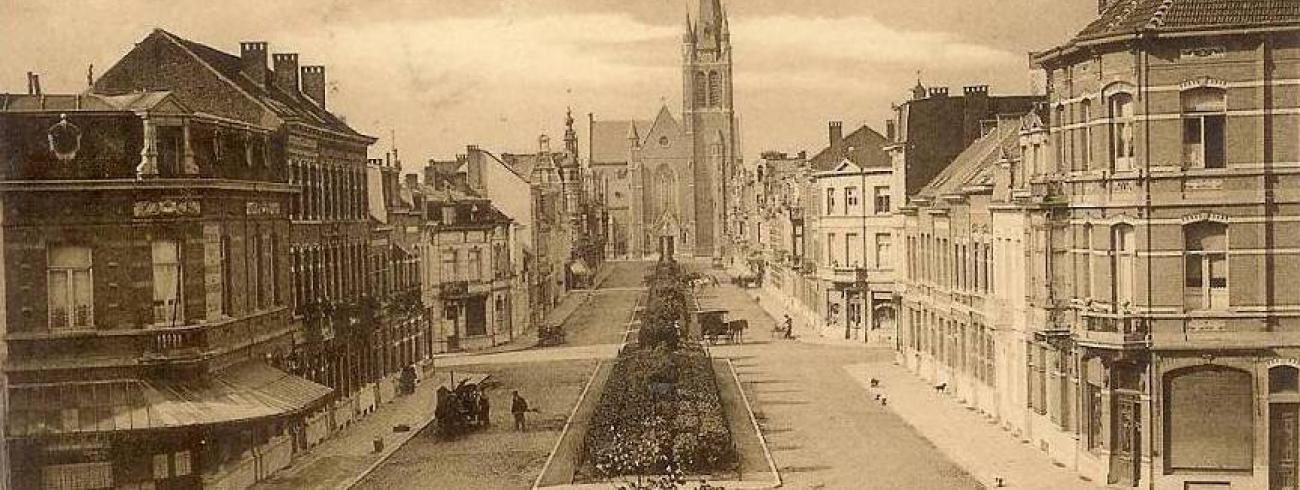 Victor Jacobslei met de Sint-Hubertuskerk 