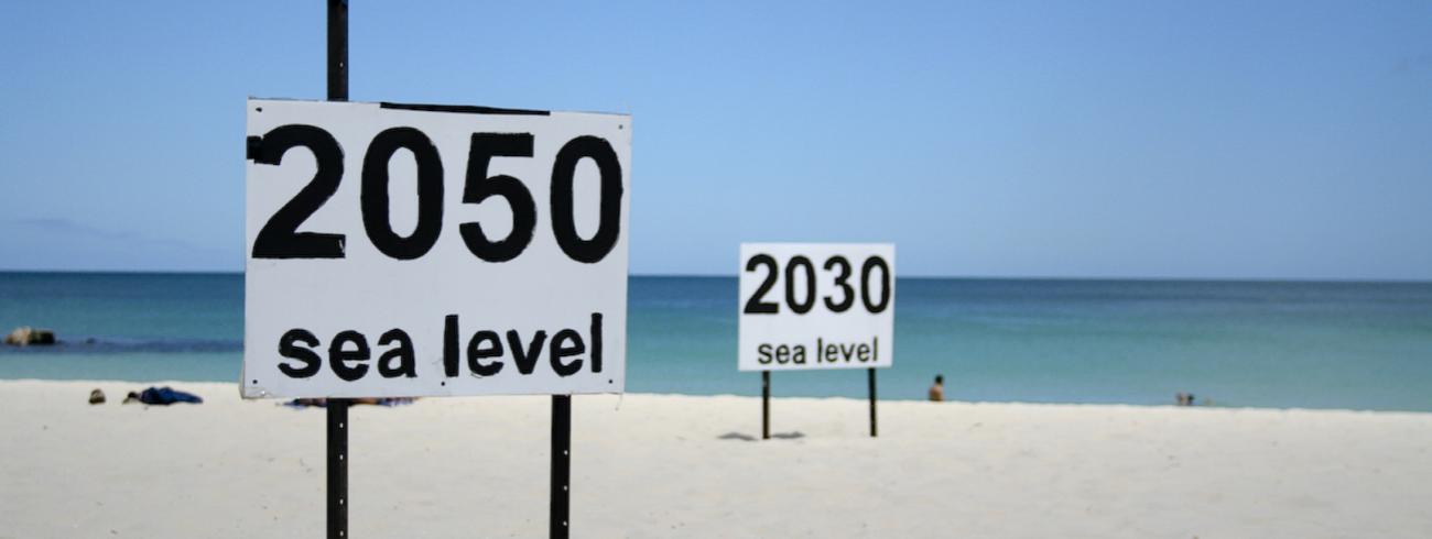 “Alles wijst erop dat we de echte problemen  overlaten aan de volgende generaties. Die zullen boos zijn. En terecht”, oordeelt Kadir van Lohuizen.  © rr