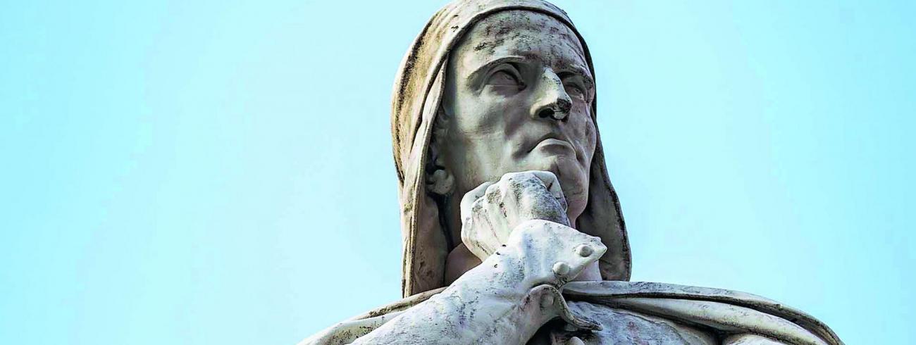 Monument voor Dante Alighieri in Verona. © rr