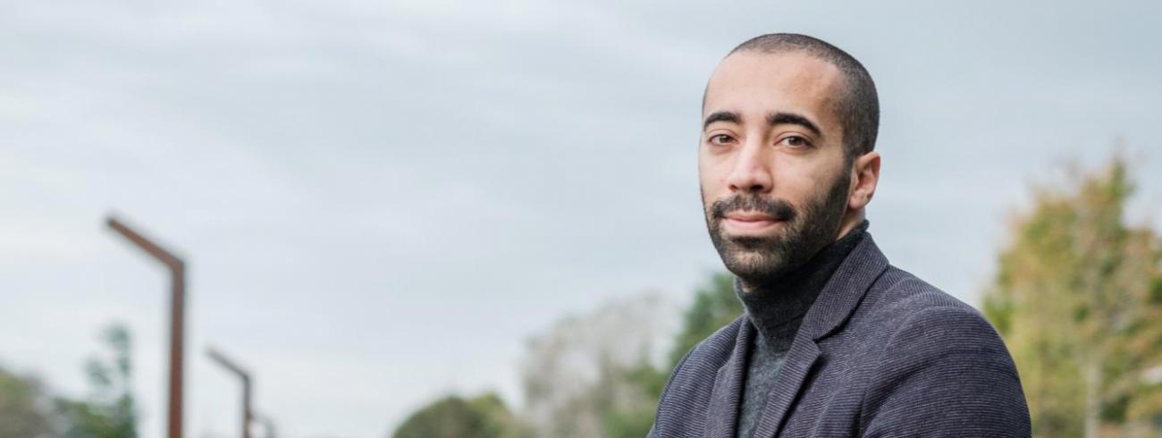 Sammy Mahdi heeft zijn vader regelmatig gevraagd: “Wat ben jij en wat ben ik dan?”,  maar zijn beide ouders vonden zo’n etiket totaal irrelevant. © CD&V