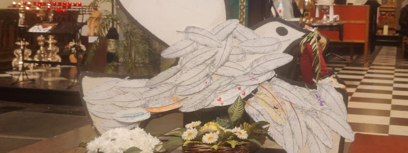 EEN DUIF VOL DROMEN VAN VREDE © parochie onze lieve Vrouw Lichtaart