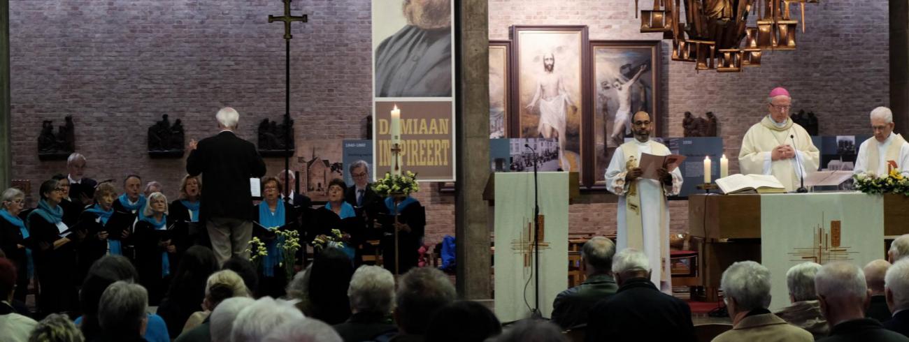 Damiaanviering 2023 in de Sint-Antoniuskapel in Leuven © Pastorale zone Leuven aan de Dijle