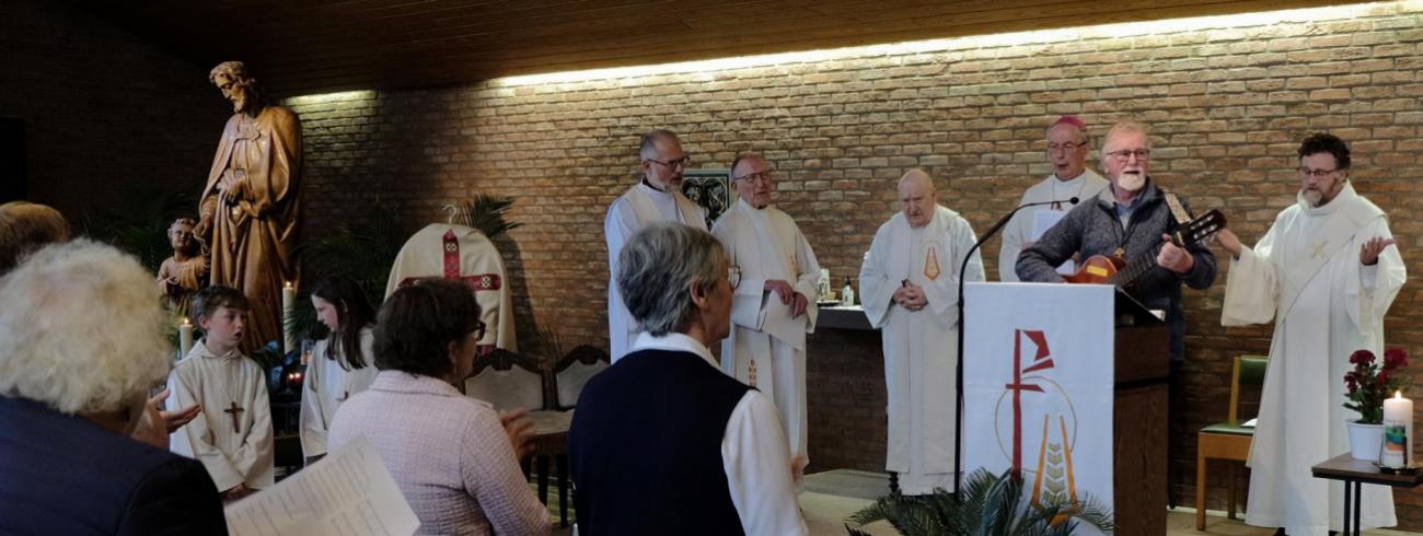 Opening van de pinksternoveen voor het vicariaat Vlaams-Brabant en Mechelen in de Sint-Jozefskerk in Leuven © Pastorale zone Leuven aan de Dijle