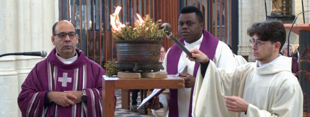 Een hoopvol begin van de veertigdagentijd in een goedgevulde Sint-Pieterskerk © Pastorale zone Leuven aan de Dijle