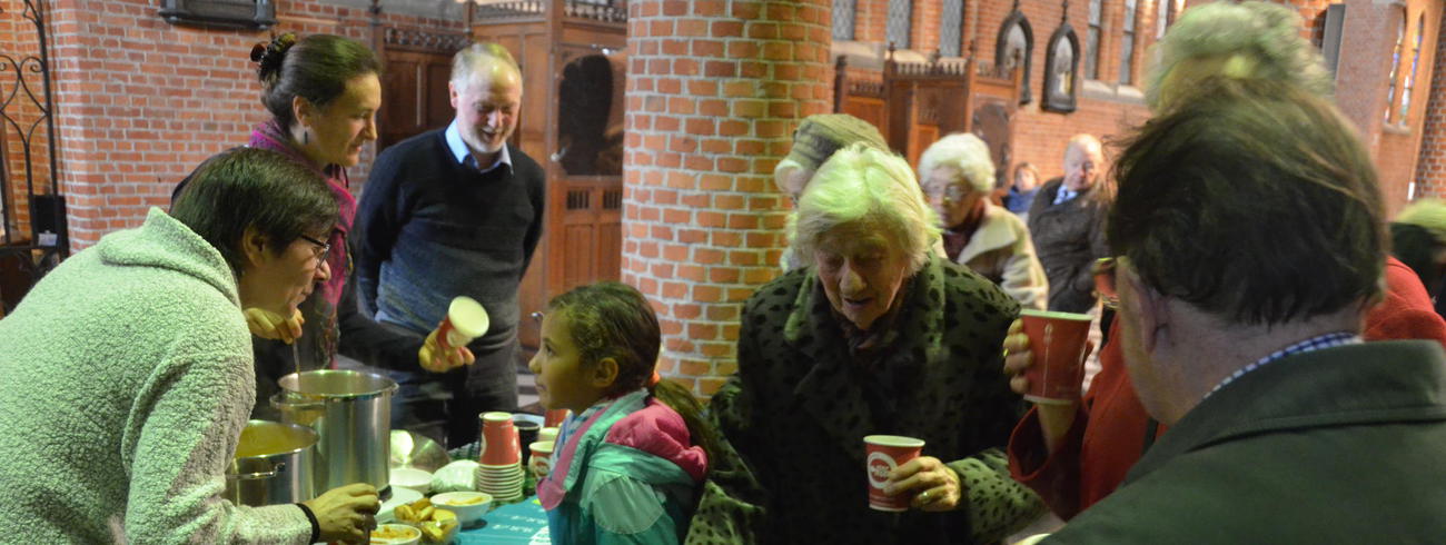 Soep in de kerk © Mariette Dhondt