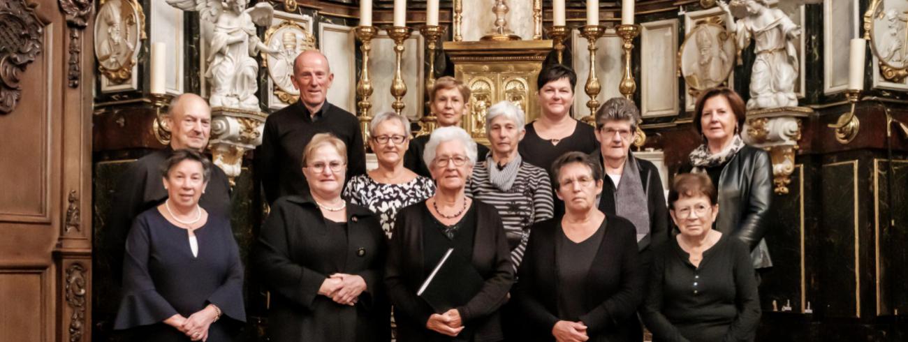 Koor Ruiselede onder leiding van Cécile Deleersnyder 