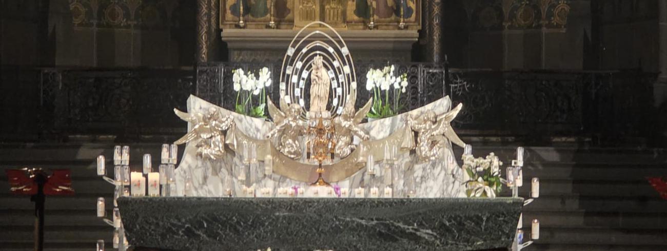 Laat ons Hem aanbidden ... © Konnect