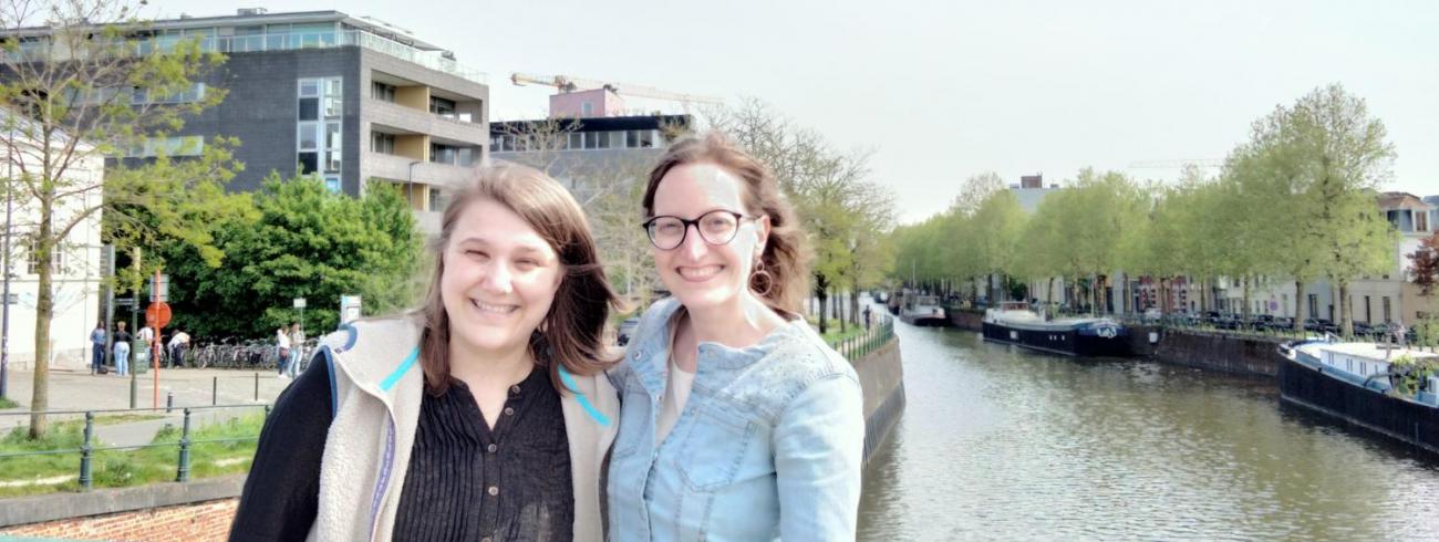 Sara Loobuyck en Barbara Mertens in Gent © TAU