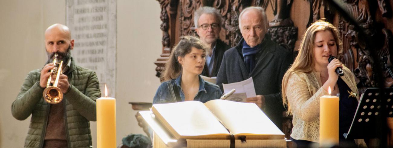 Jong en oud zingt Gods lof © Pastorale zone Leuven aan de Dijle