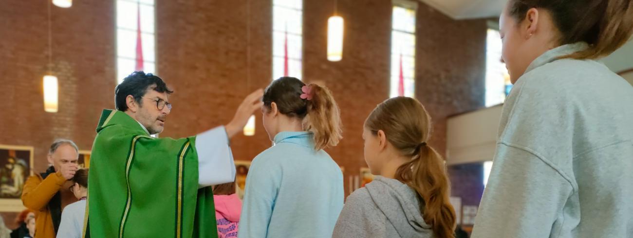 Kruisaanvaardings4ing van de vormelingen (Ten Bos 2024) 