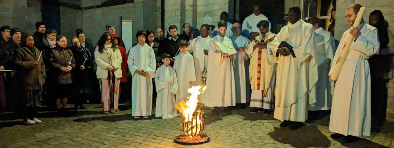 Paaswake in de Sint-Kwintenskerk © Pastorale zone Leuven aan de Dijle
