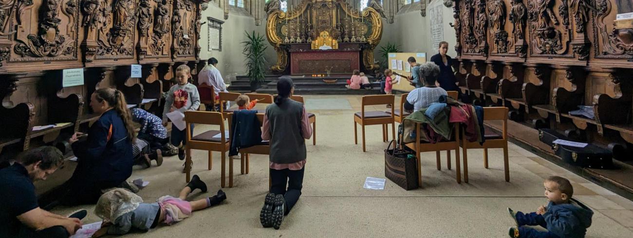 Aanbiddingsmoment voor kinderen in de Sint-Kwintenskerk © Pastorale zone Leuven aan de Dijle