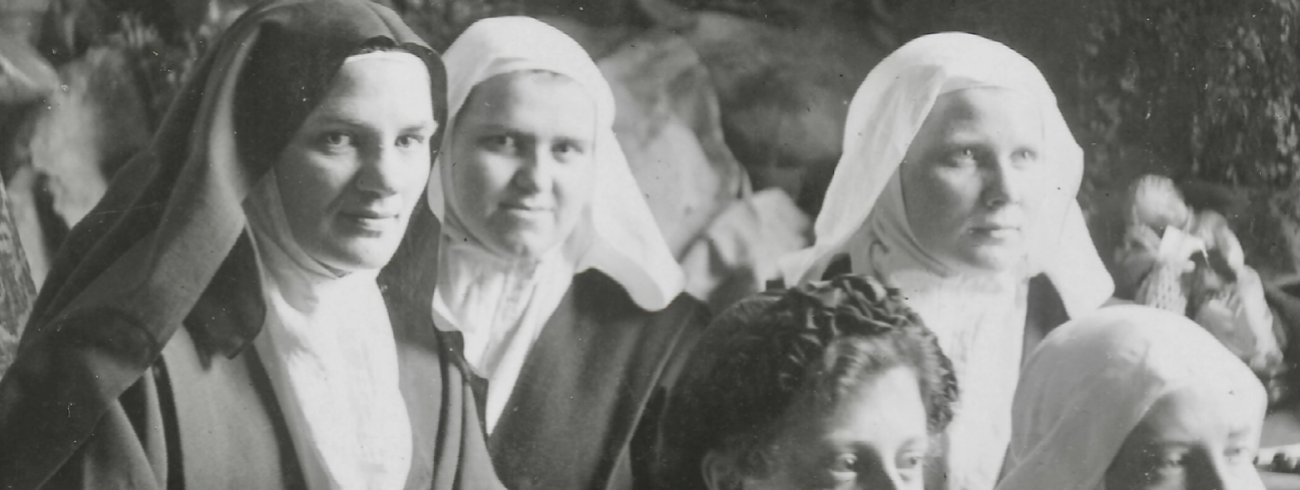 Een jaar na haar genezing trad Maria Pellemans zelf in in het klooster. © Website therese2023.be