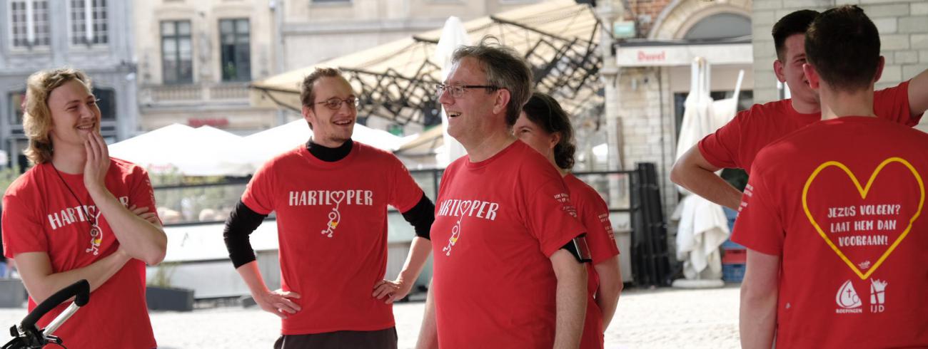 Vocationrun - aankomst aan Sint-Pieterskerk © Augustijnen Leuven 