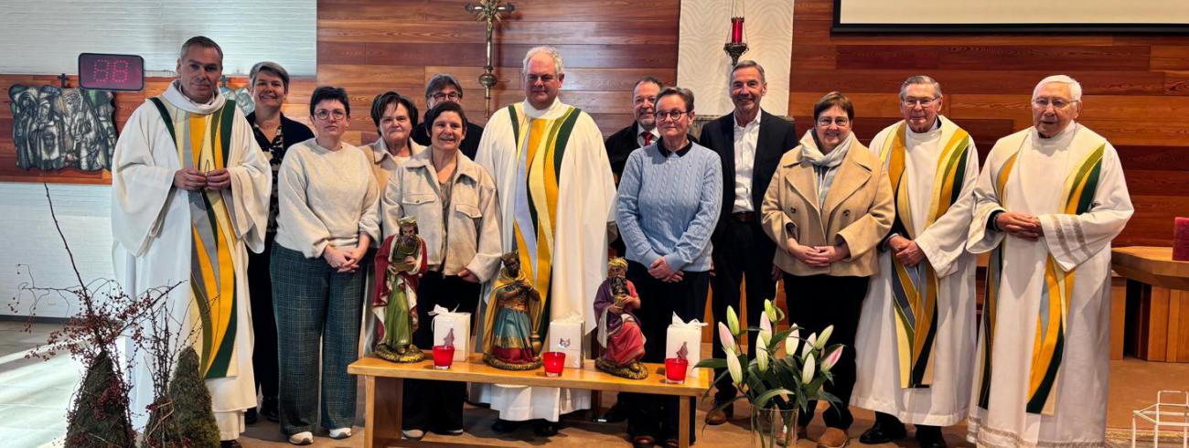 Het nieuwe team met deken Henk. 
