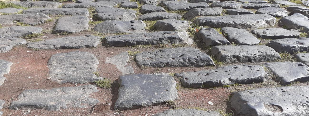 Waarschijnlijk bereikte het Evangelie Rome via 'slaven' die langs de heirbanen reisden. © Hellen De Winter 