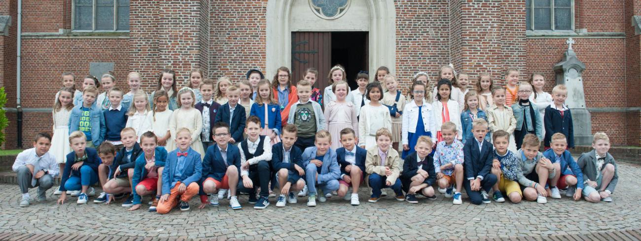 Eerste communie in Retie Sint-Martinus © Gert Daemen