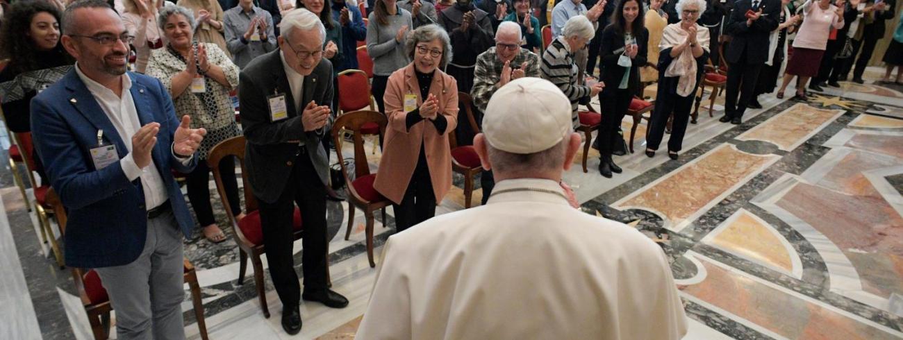Paus Francisus ontvangt OFS © Vatican news