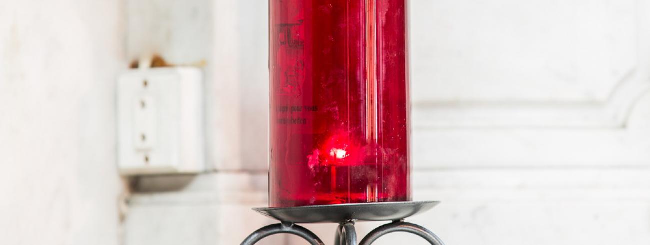 In de zomer van 2024 gaat de godslamp in de Onze-Lieve-Vrouw van Leliëndaalkerk in Mechelen voorgoed uit. © Kerkfotografie België / Diana Nieuwold