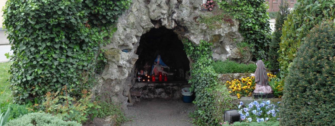 Mariagrot aan Sint-Helenasite - ziekenhuis © Kerk Stekene en Sint-Gillis-Waas