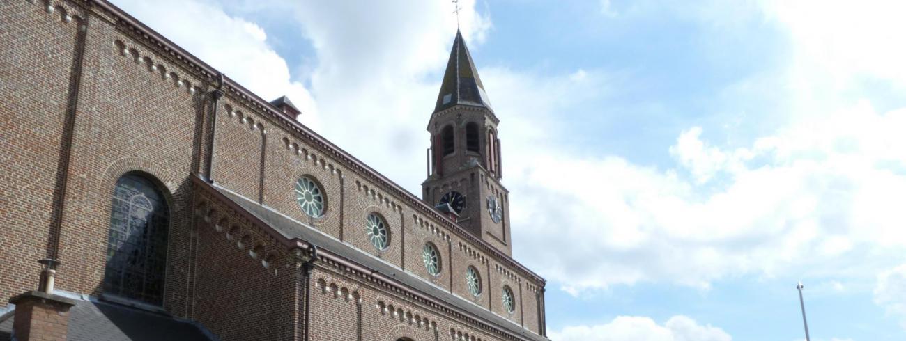 kerk Sint-Martens-Leerne 