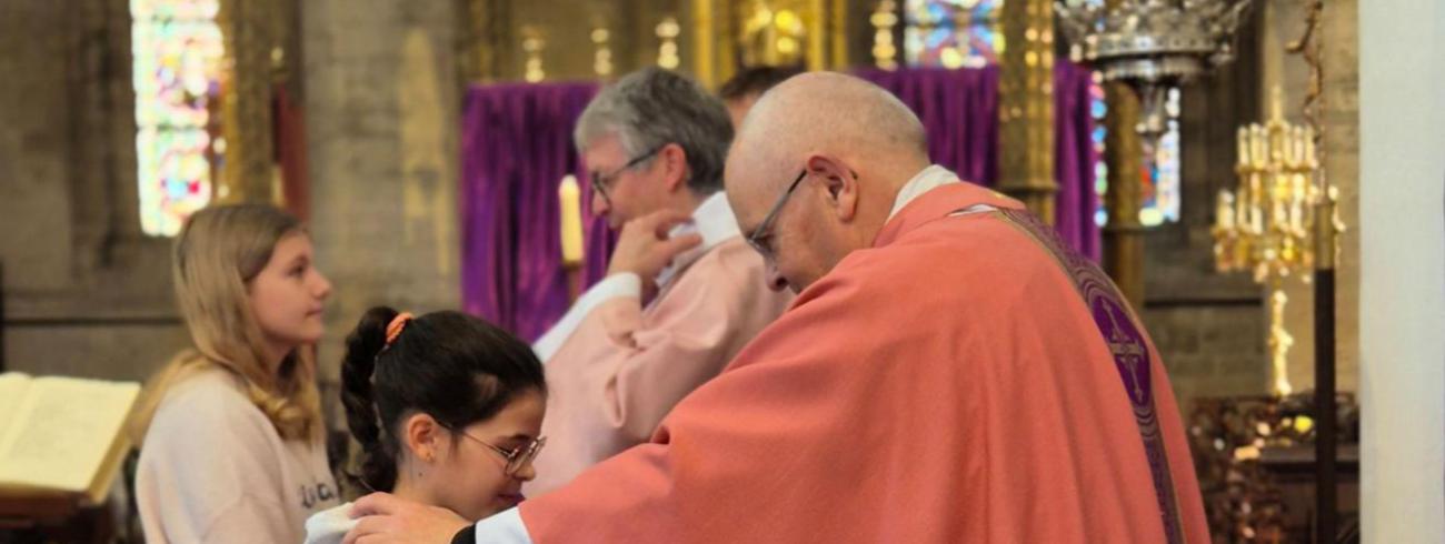 Terugblik kruisoplegging kandidaat-vormelingen © Gaston Pulinckx