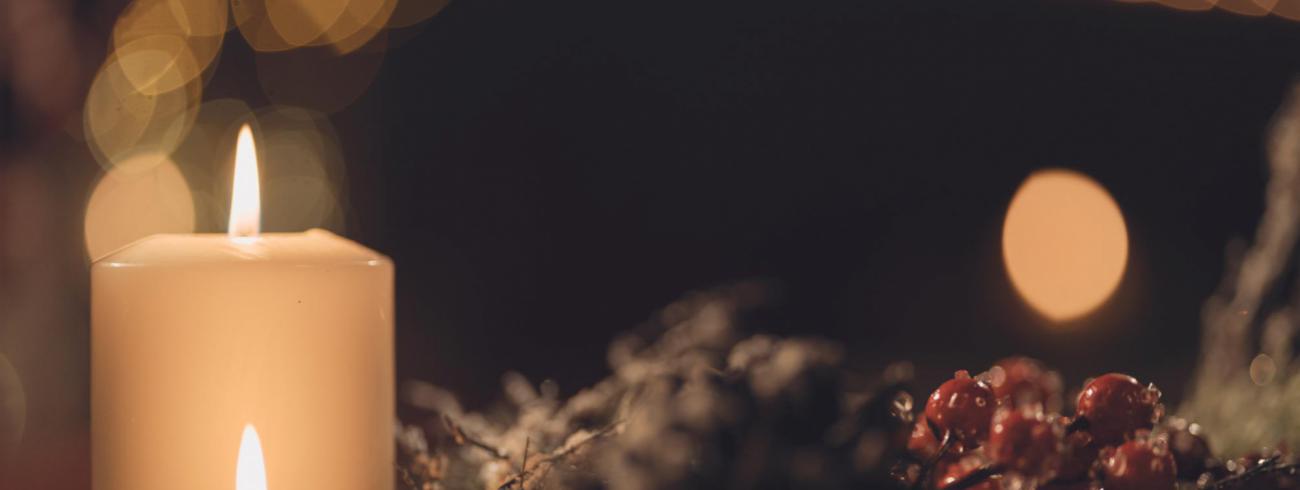 Steek de kaarsen aan ... © unsplash, Laura Nyhuis