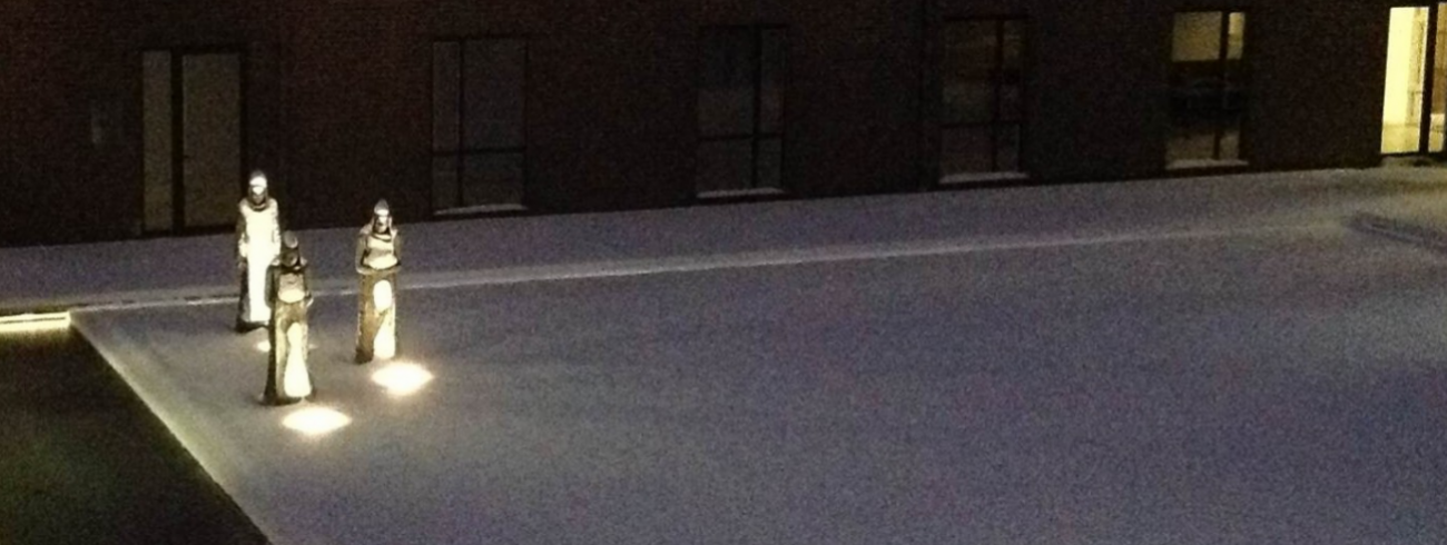 paters in de sneeuw © vicariaat onderwijs bisdom Brugge