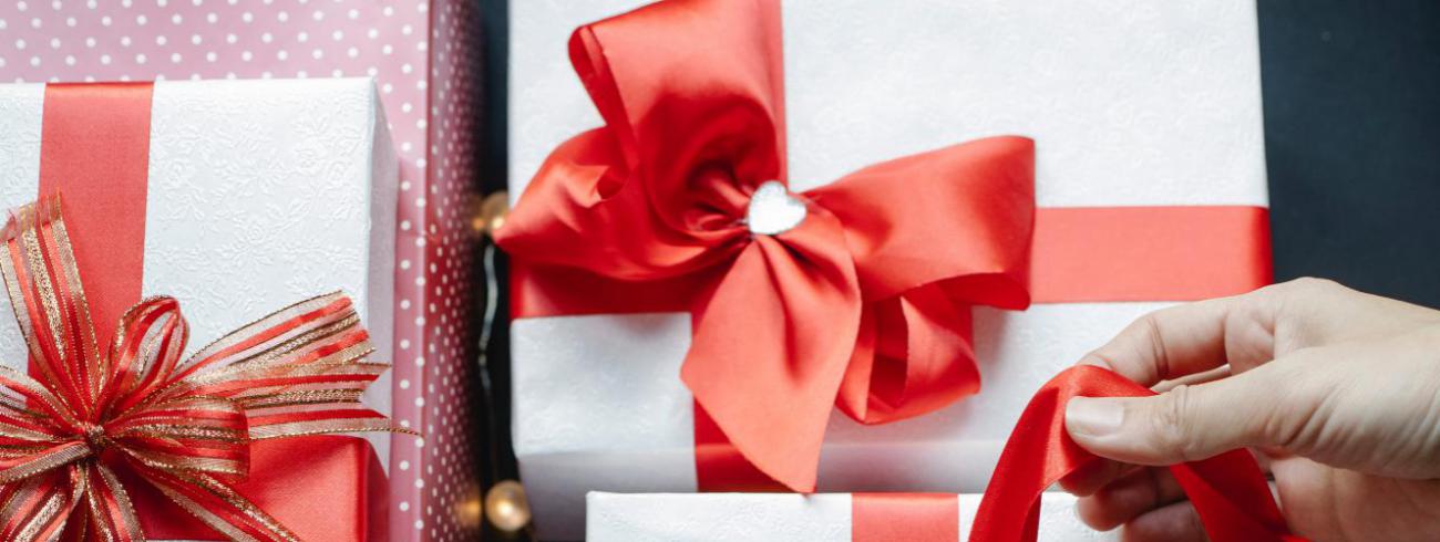 Cadeau © Laura James via Pexels