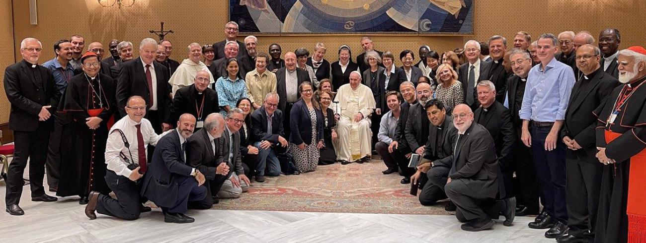 Het Document voor de Continentale Fase (DCS) werd geschreven door een grote groep redactieleden. © Vatican News