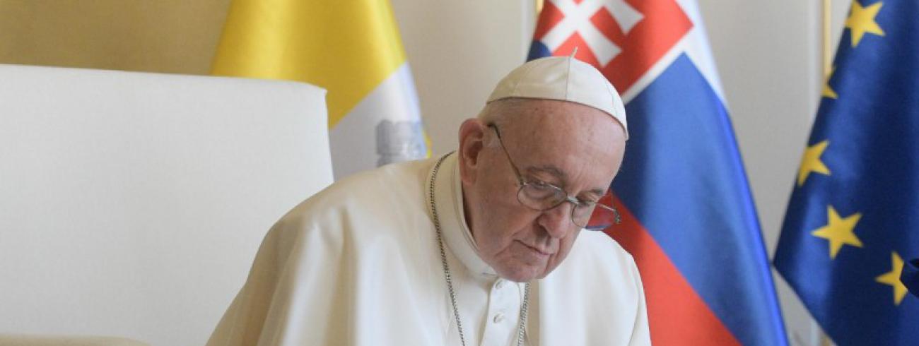 Paus Franciscus in het presidentieel paleis in Bratislava © Vatican Media