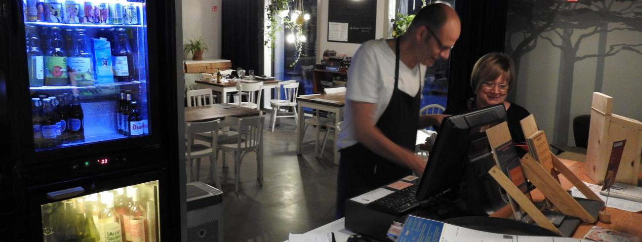 Het Wereldcafé op het Joris Helleputteplein in Leuven © Pastorale zone Leuven aan de Dijle