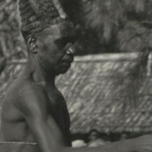 Jezuïet Wauthier de Mahieu raakte geboeid door de harmonieuze Komo in Centraal-Afrika. © Koen Van Loocke