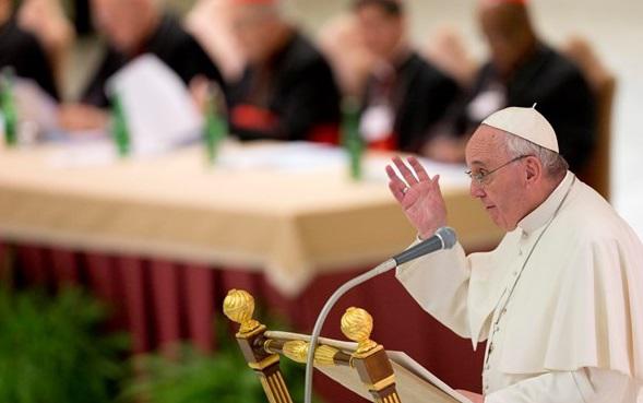 Paus Franciscus tijdens zijn interventie voor de synodevaders © CTV/RadVat