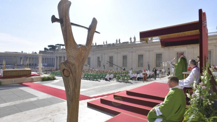 Paus Franciscus opent de bisschoppensynode over jongeren, geloof en roeping © VaticanMedia
