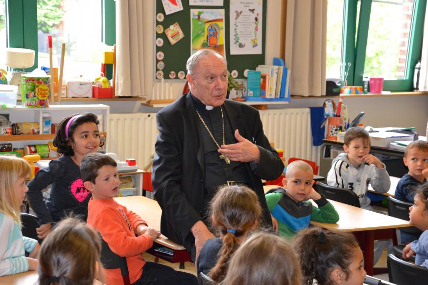 Mgr. Léonard bezoekt een school in Dilbeek © Persdienst aartsbisdom