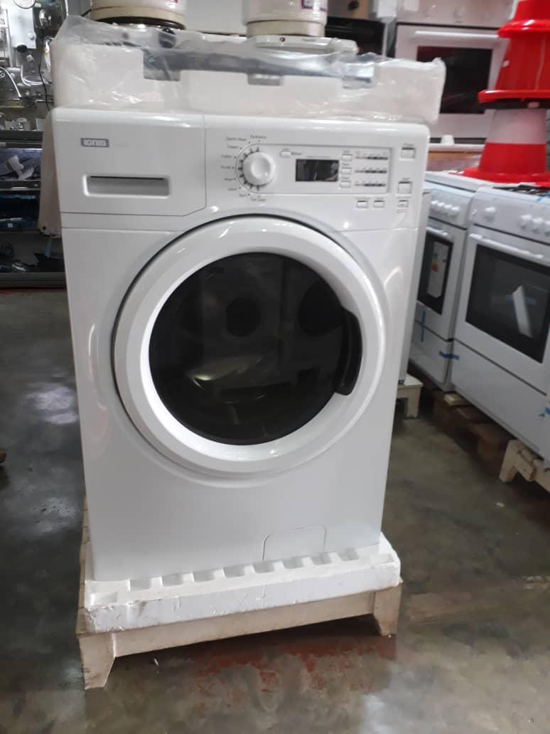 wasmachine voor het wassen van personeelskledij op hoge temeraturen © ZLJM