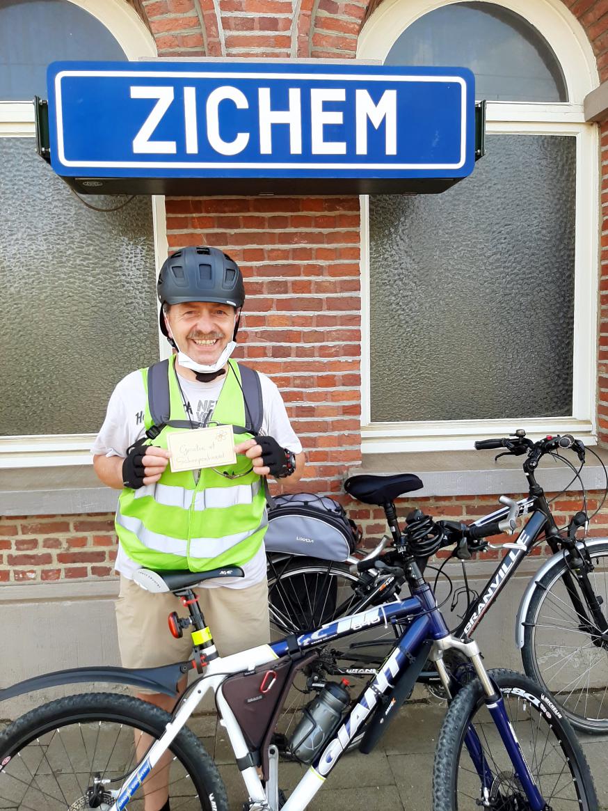 Rudi: 'Het is gewoon fijn om iets te kunnen betekenen voor iemand anders.' © Katrien Cornette