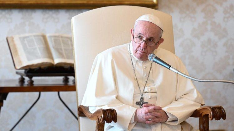 Paus Franciscus tijdens de algemene audiëntie van woensdag 18 november 2020 © VaticanMedia Paus Franciscus tijdens de algemene audiëntie van woensdag 18 november 2020 © VaticanMedia