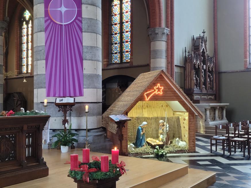 Kerstkribbe in de kerk van Mijlbeek © Pieter Stevens