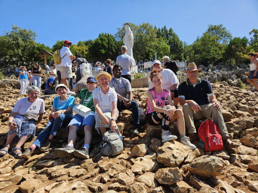 Bij Maria van Medjugorje © LKZ Nederland