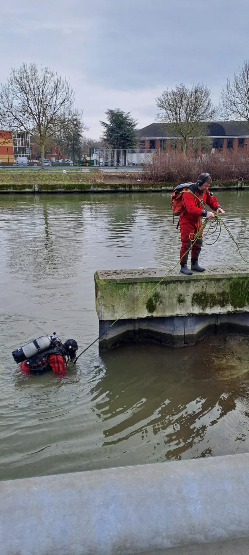 Redders van mensen © Guido Vandeperre