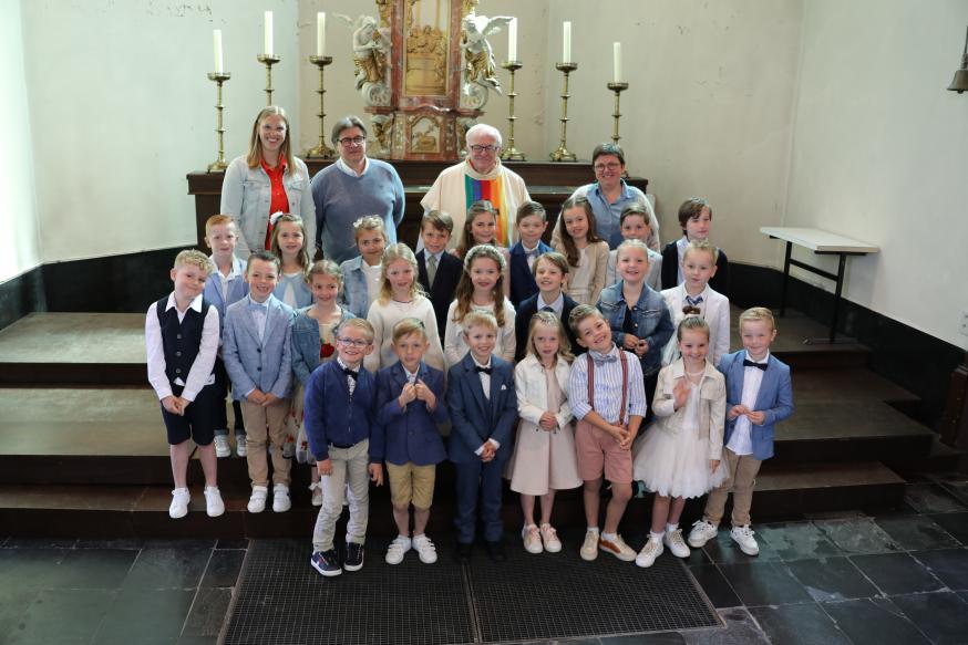 Eerste communicanten Anzegem 