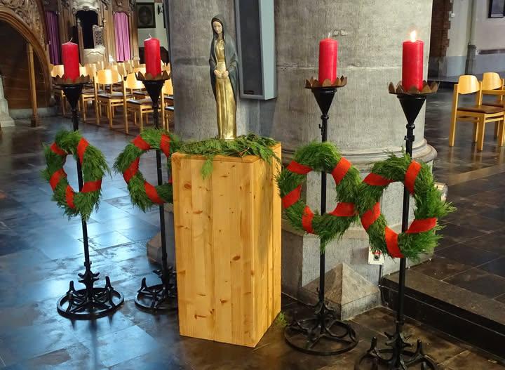 Eerste adventszondag © J. Follet