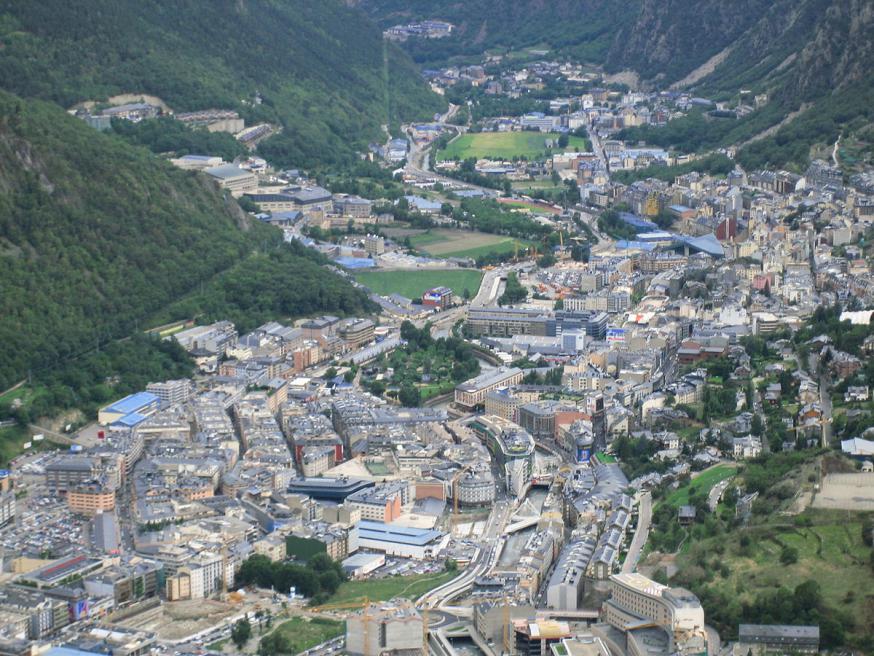 De dwergstaat Andorra, in het zuidwesten van Europa © Wikipedia