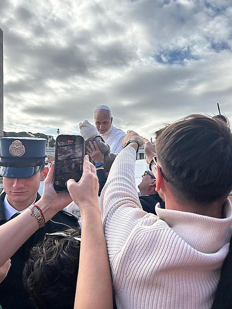 Op het Sint-Pietersplein zagen we paus Leo 