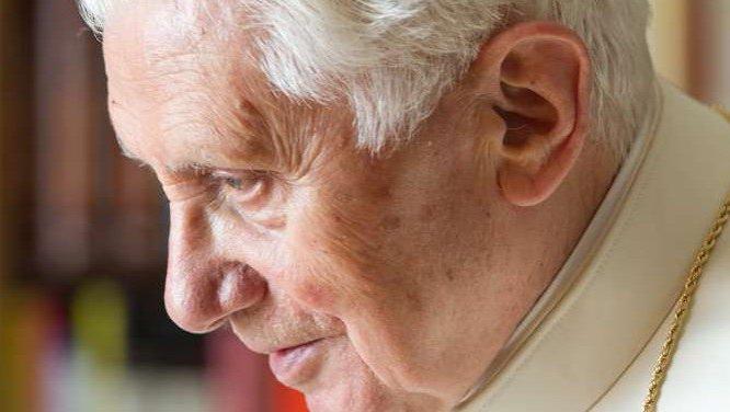 De emeritus paus Benedictus XVI © Vatican Media