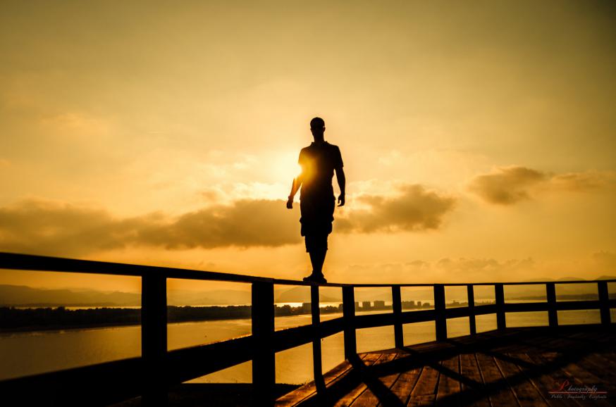 'Beyond the limits' - beeld bij de meditatie 'De dood voorbij' voor Paasmaandag van Ignace D'Hert op Resurrexit! © Pablo Fernandez 'Beyond the limits' - beeld bij de meditatie 'De dood voorbij' voor Paasmaandag van Ignace D'Hert op Resurrexit! © Pablo Fernandez