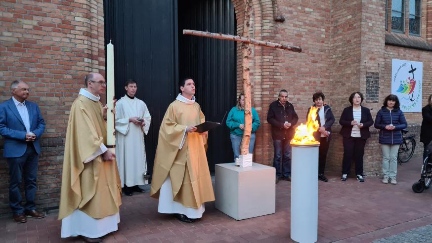 Paaswake in de Onze-Lieve-Vrouwekerk © Luk Anseeuw